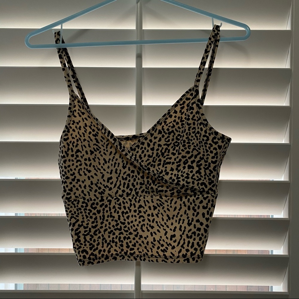 leapord crop top